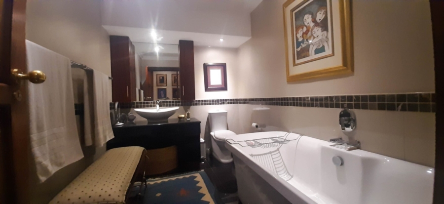 5 Bedroom Property for Sale in Cashan North West